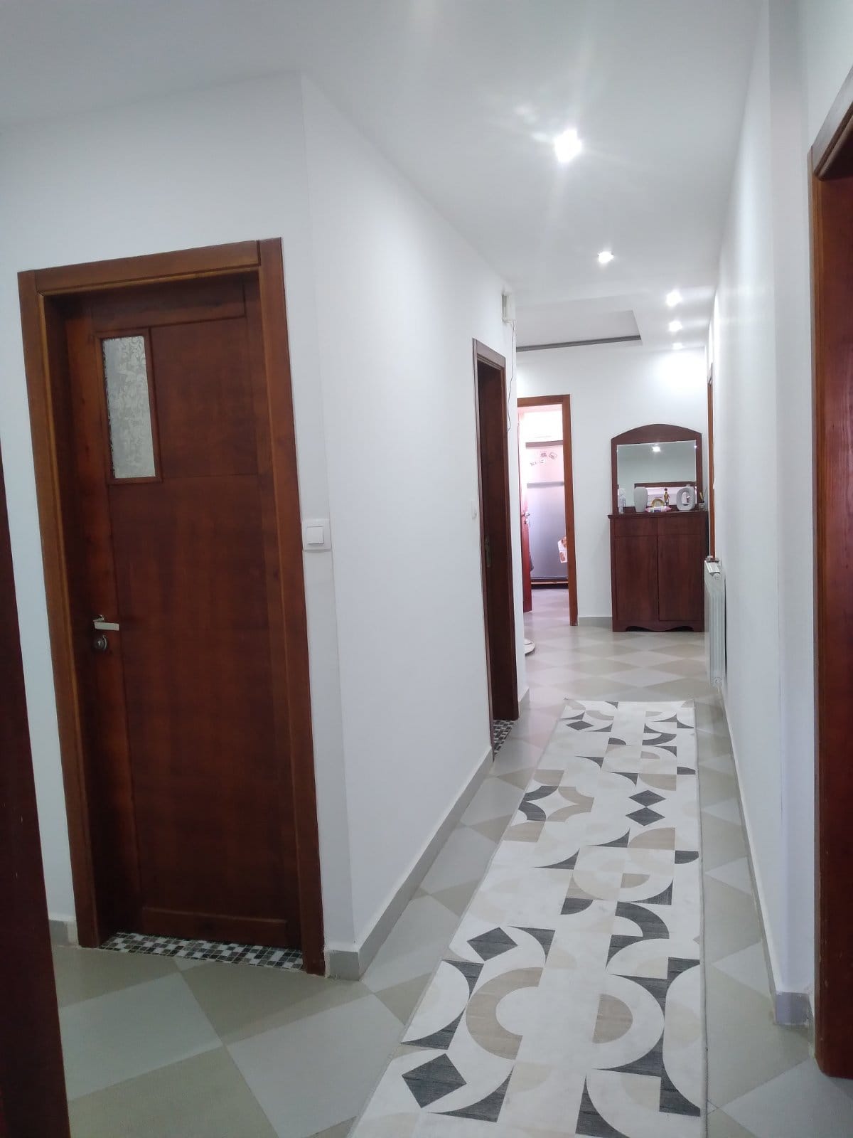 Location d'un appartement équipé à  Bir el djir 