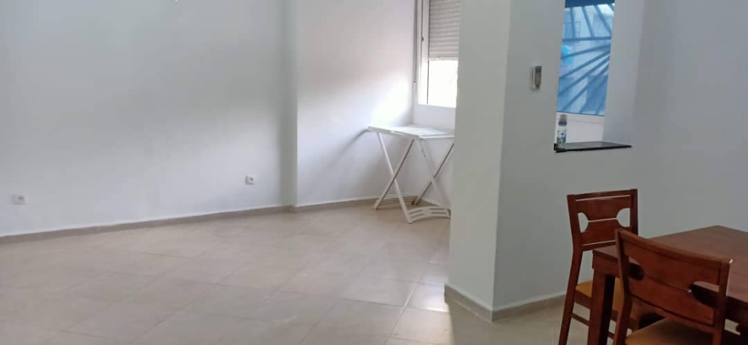 Location d'un appartement équipé à  Cité loubet 