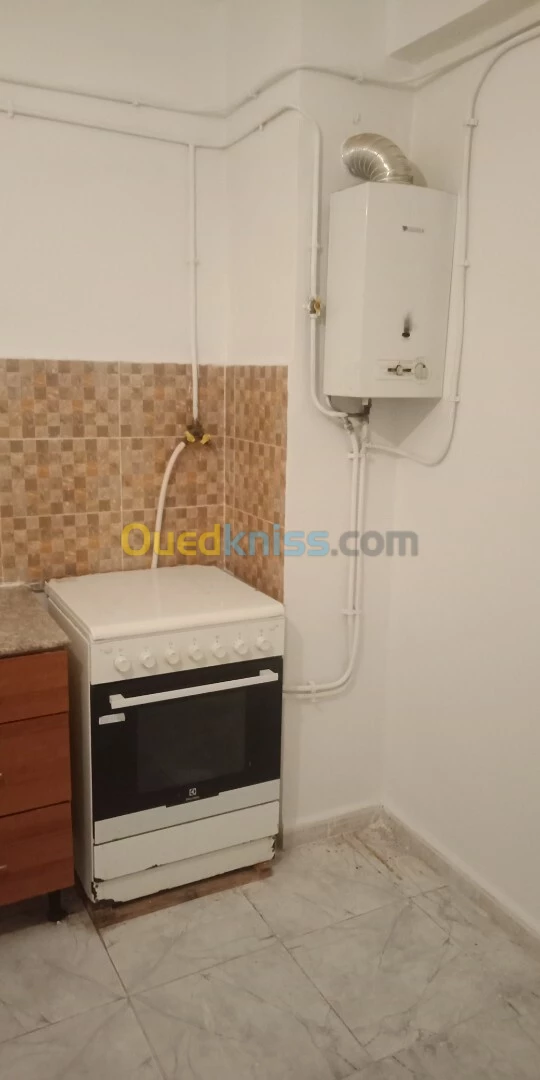 Location d'un appartement à belgaid résidence Moufdi zakaria 