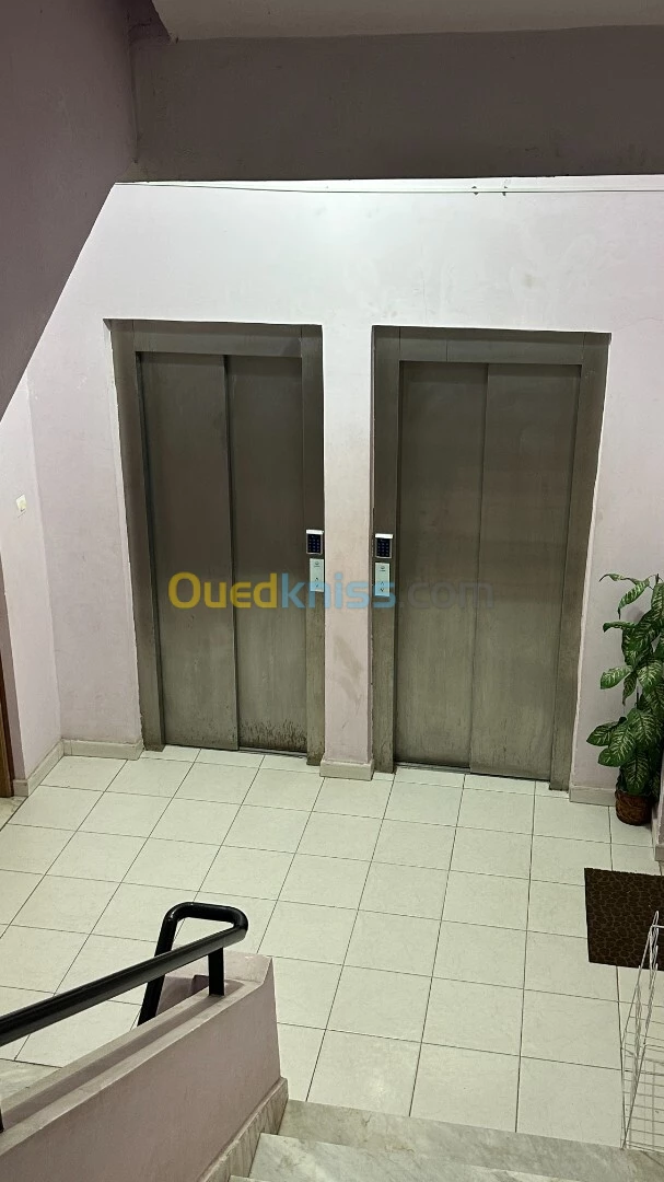  vente d'un appartement  à gambetta 