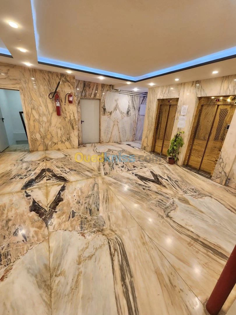 Location d'un appartement à belgaid résidence Ben Melissa 