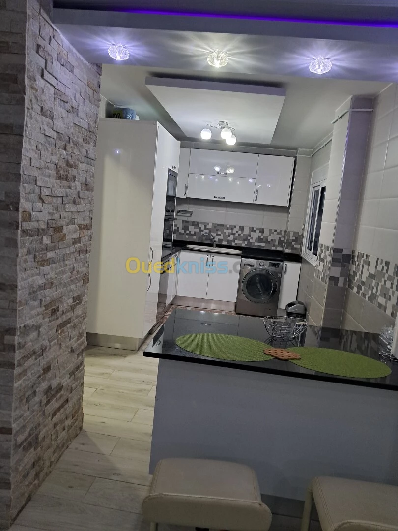 Location d'un appartement équipé à boulevard des lions 