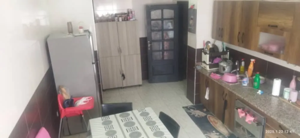  vente d'un appartement  à Hai yasmin2