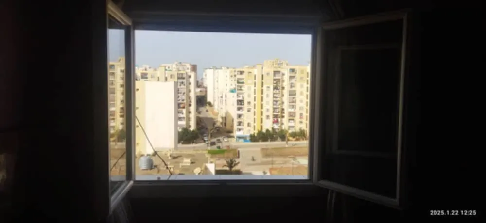  vente d'un appartement  à Hai yasmin2