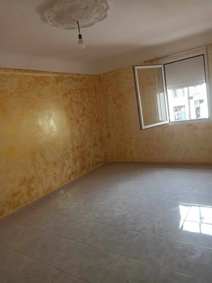 Location d'un appartement  à Belgaid  résidence Moufdi zakaria