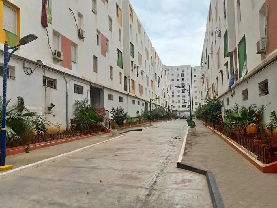Location d'un appartement  à Belgaid  résidence Moufdi zakaria