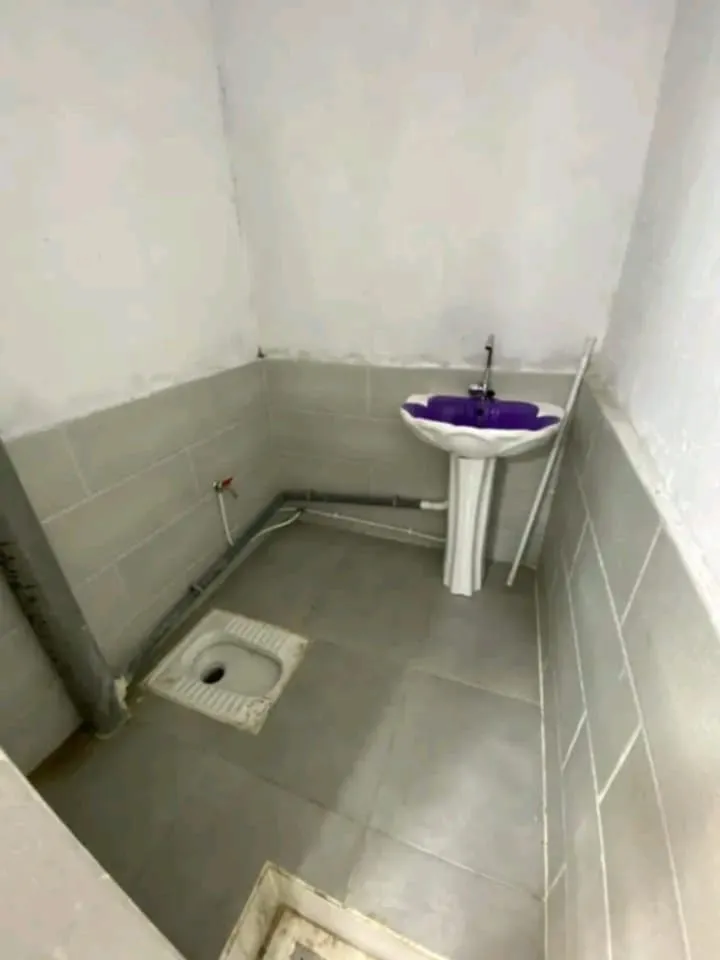 Location locale à Pépinière vers Ardis 