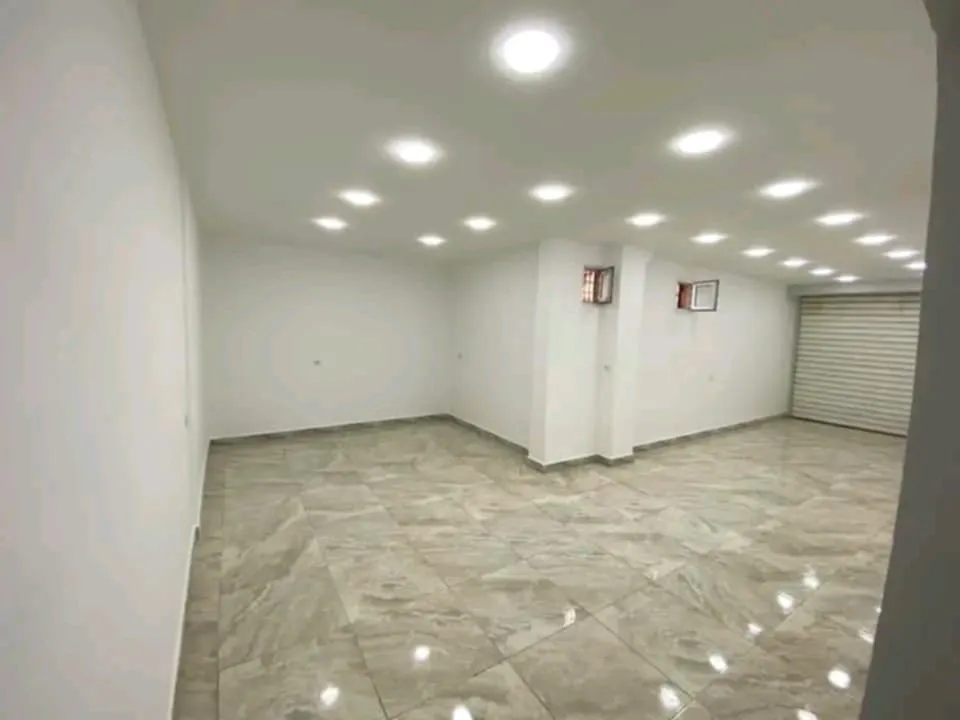 Location locale à Pépinière vers Ardis 