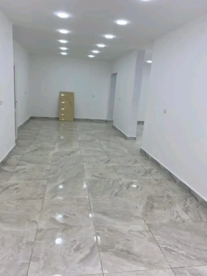 Location locale à Pépinière vers Ardis 