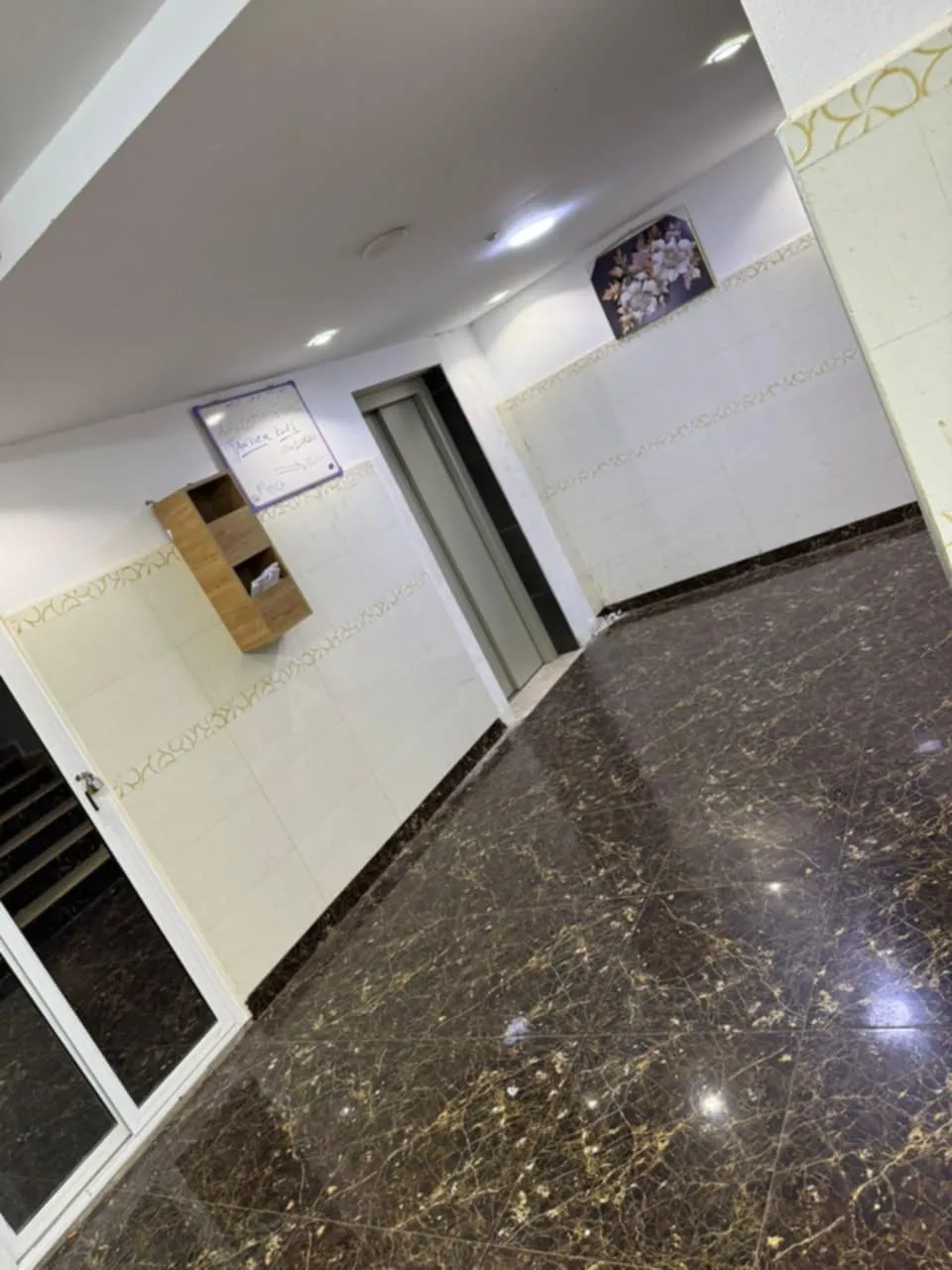 Location d'un appartement équipé à Belgaid 