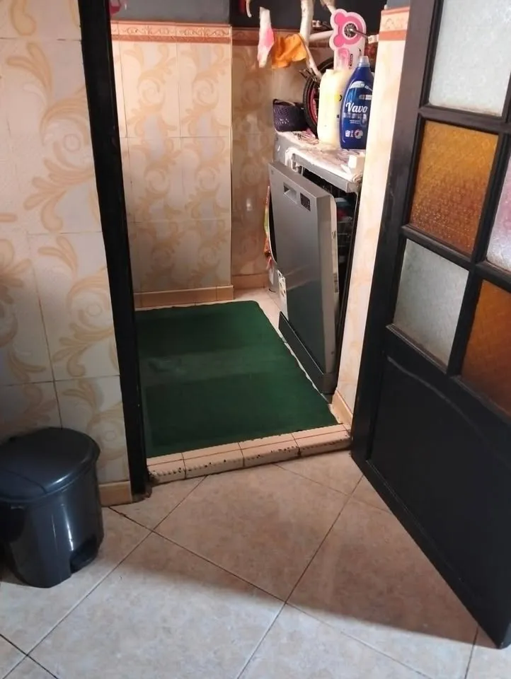 vente d'un appartement F2 situé à Hai Yasmin 2