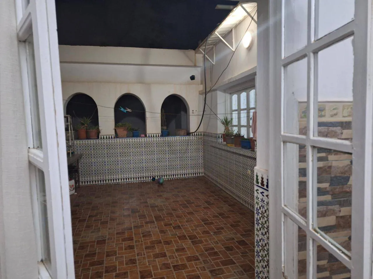 vente d'une villa R+2 située à Fernand Ville