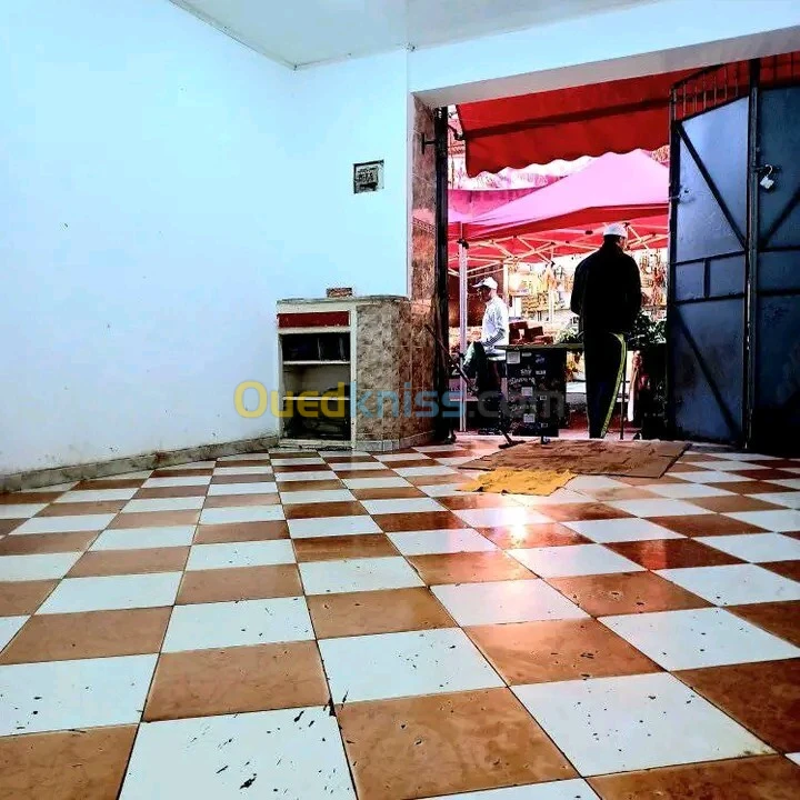 location d'un local commercial  au marché de la Bastille